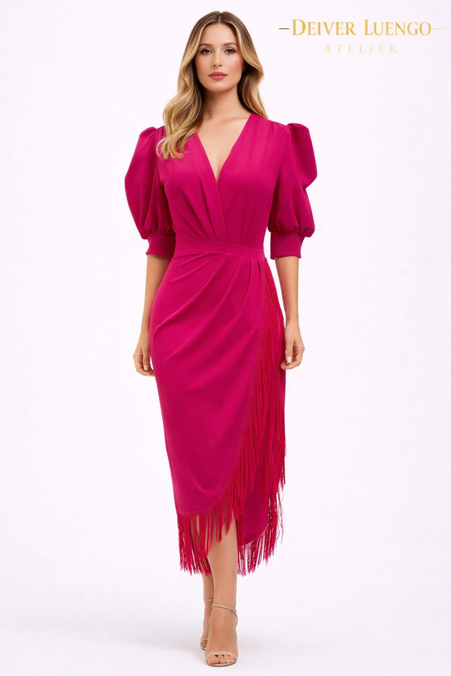 Vestido fiesta midi, mangas abullonadas, falda cruzada con flecos